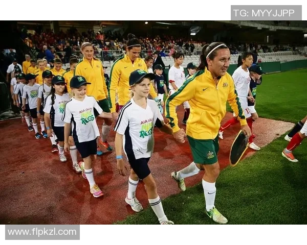 足球巨星的三位女儿名字曝光 揭秘他们背后的寓意与故事